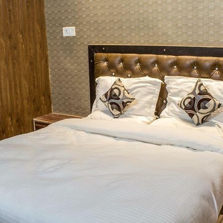 Hotel Varanasi Ganges Esterno foto