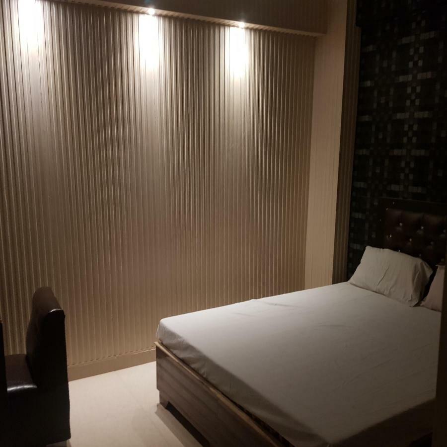 Hotel Varanasi Ganges Esterno foto
